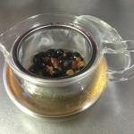 美容と健康に北海道産大豆で作ったノンカフェインの豆茶が今アツイ！！女性らしさをアップする黒豆茶3つの効能☆